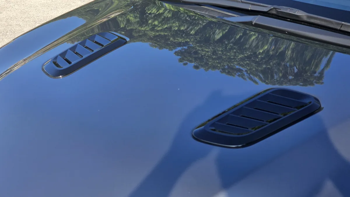 Toyota GR Corolla引擎蓋散熱孔