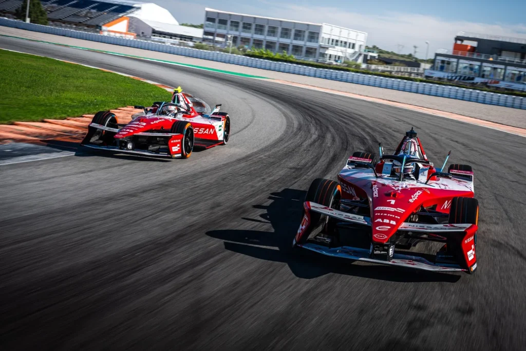 Nissan Formula E 新赛季大练兵：瓦伦西亚测试一次练好速度与耐力