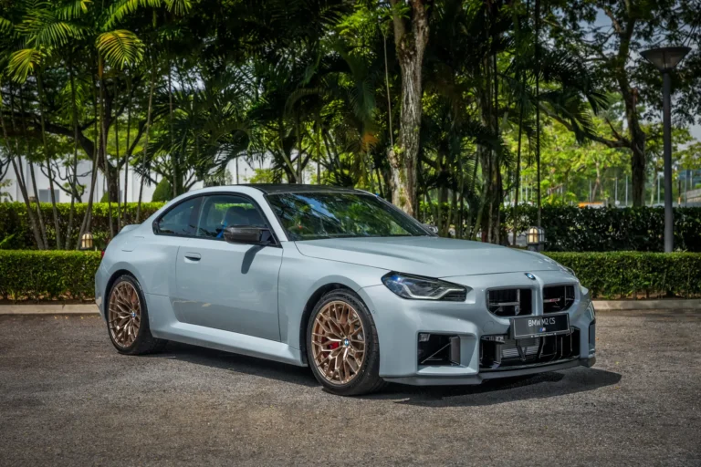 bmw-m2-cs-gallery-01