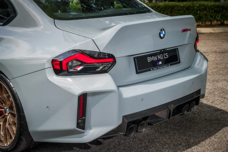 bmw-m2-cs-gallery-03