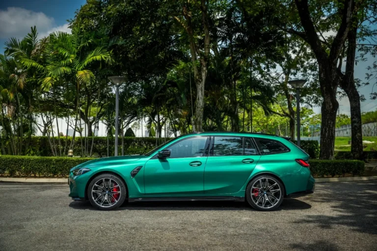 bmw-m3-touring-competition-xdrive-malaysia-gallery-01