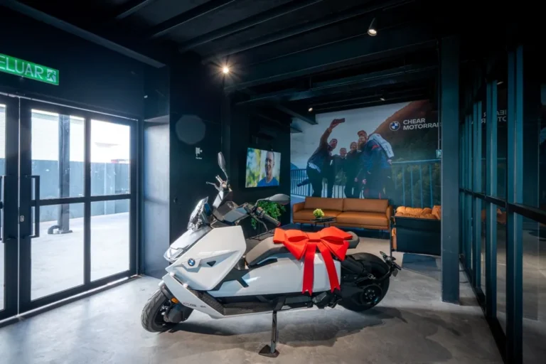 bmw-motorrad-gallery-03
