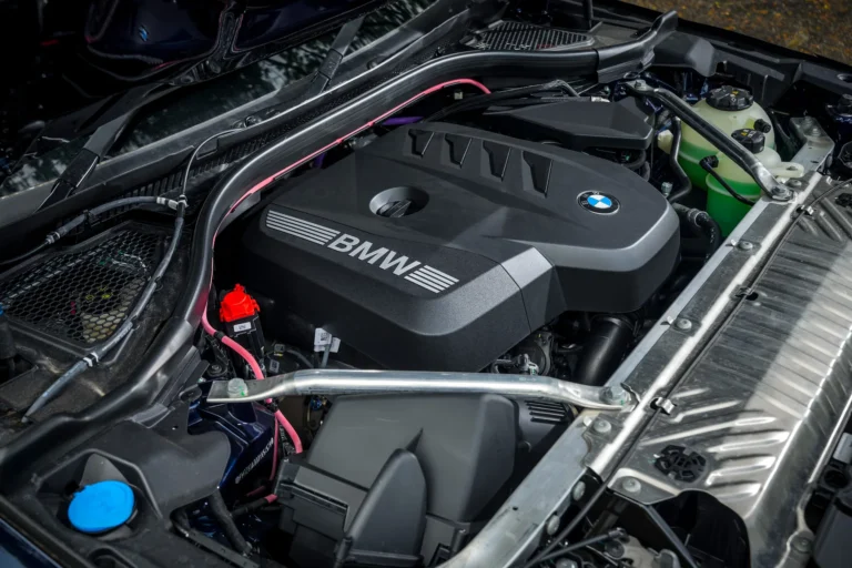 bmw-x3-30-xdrive-ix1-edrive20l-malaysia-price-gallery-01