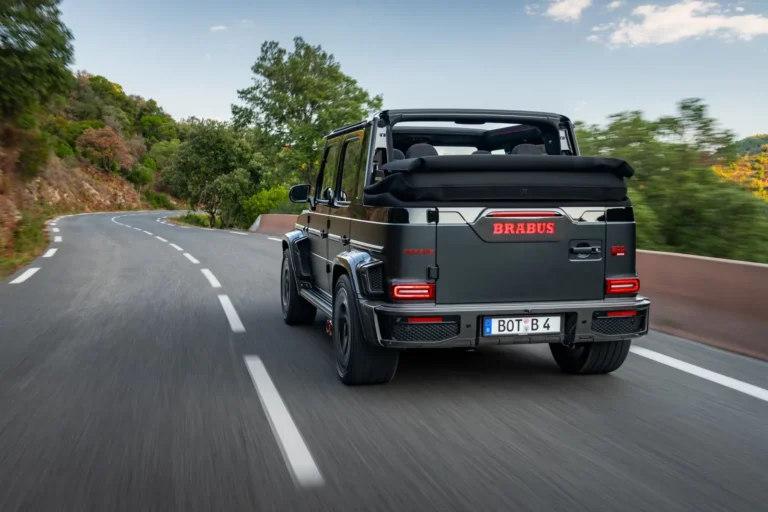 BRABUS 900 ROCKET EDITION CABRIO敞篷車尾