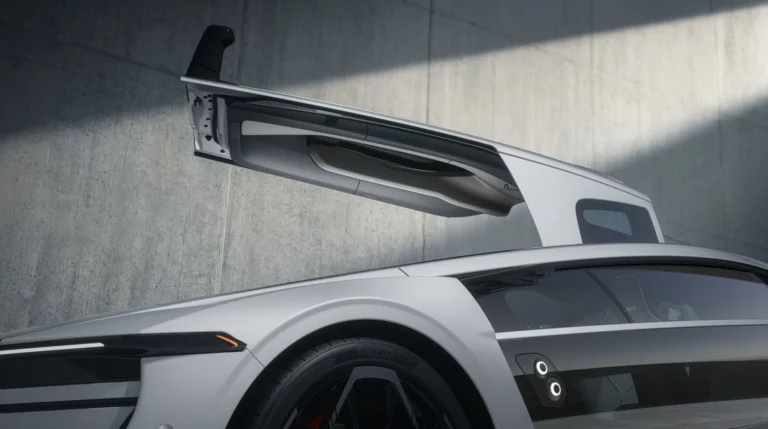 Ceer EXOBOT Sedan Shahin Wing Doors