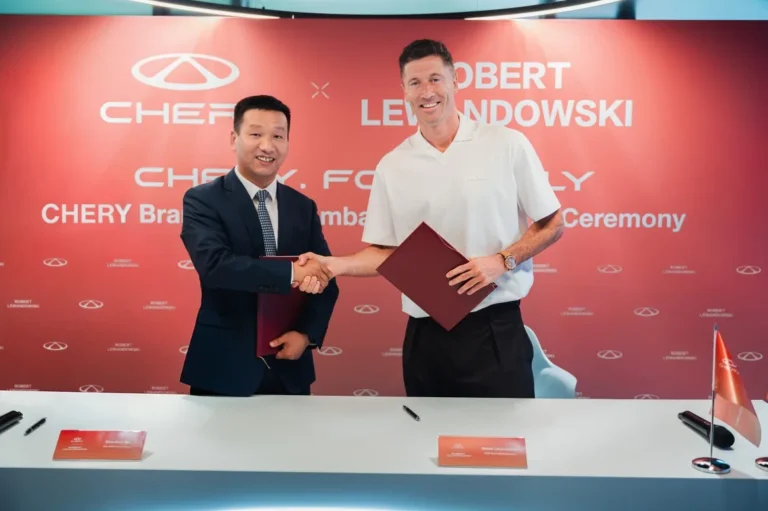 chery-robert-lewandowski-global-brand-ambassador-gallery-01