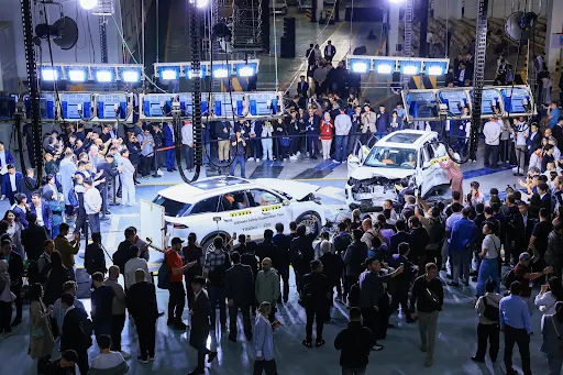chery-tiggo9-15-degree-crash-test-gallery-02