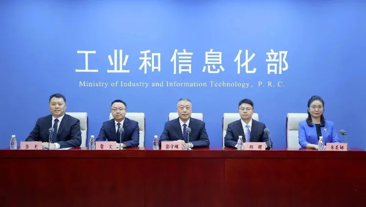 中國瞄準2030年自動駕駛規模部署 下一場競爭不只比誰更聰明