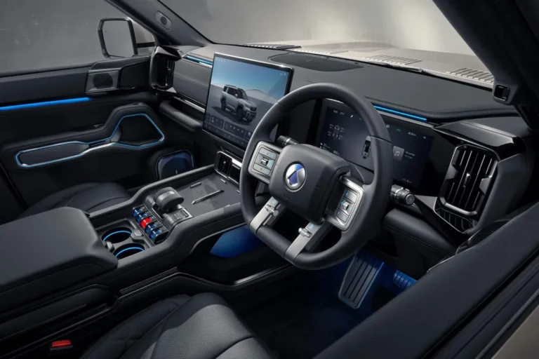 denza-b8-malaysia-specs-price-gallery-12