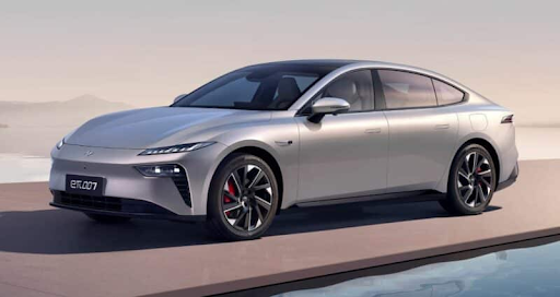 東風 eπ 007 傳將成「全球唯一」四輪內電機量產EV　申報資訊曝 400kW 輸出