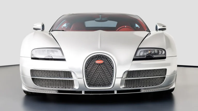 Bugatti Veyron Grand Sport Vitesse底盤8100車頭