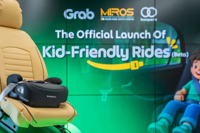 Grab Kid-Friendly Rides使用的Koopers兒童增高座椅