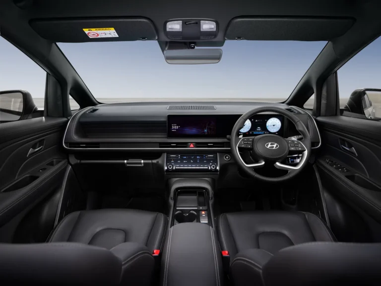 Hyundai STARGAZER X官方駕駛艙與中控台