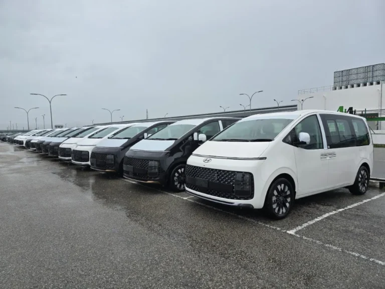 hyundai-staria-malaysia-export-thailand-gallery-01