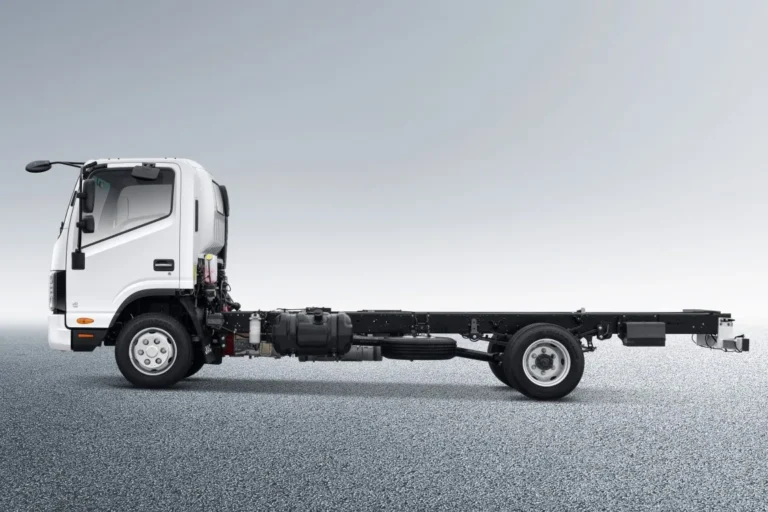 jac-n90-malaysia-launch-cummins-light-truck-gallery-03