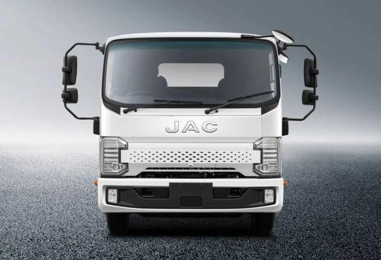 jac-n90-malaysia-launch-cummins-light-truck-gallery-05