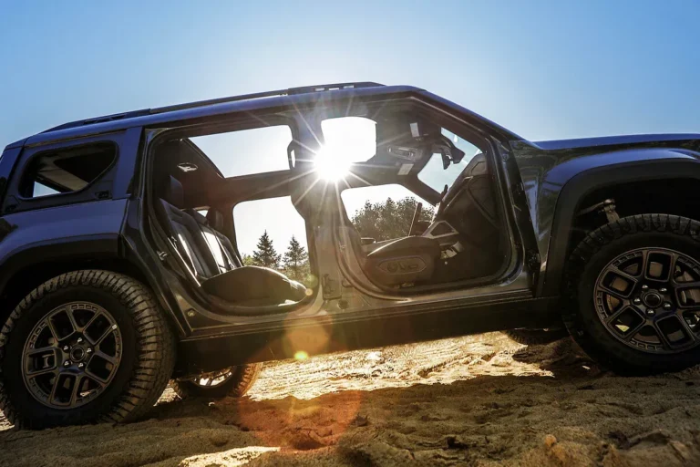 jeep-recon-2026-electric-trail-rated-gallery-02