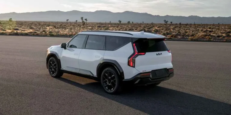 kia-electric-hybrid-models-2026-gallery-01