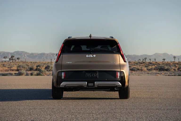 kia-niro-hybrid-only-ev-strategy-2027-gallery-03