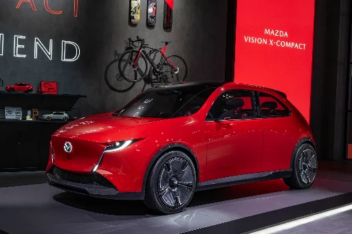 Mazda Vision X-Compact：小身材、大智能、马自达未来城市伙伴