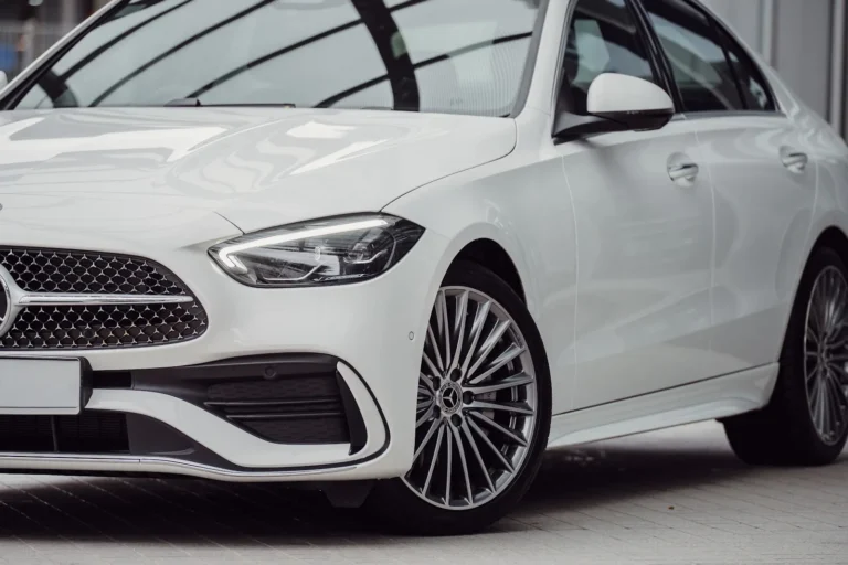 mercedes-benz-c200-amg-line-new-launch-malaysia-2025-gallery-01