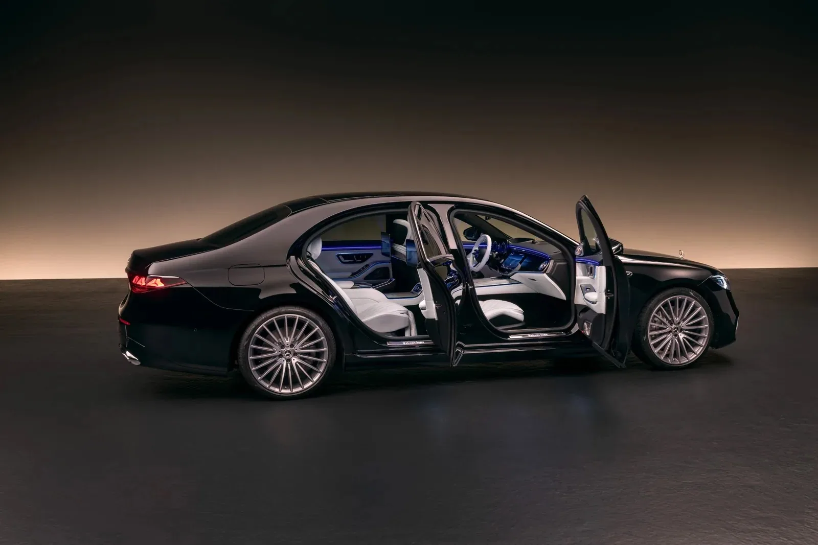Mercedes-Benz S-Class大馬官方圖片2