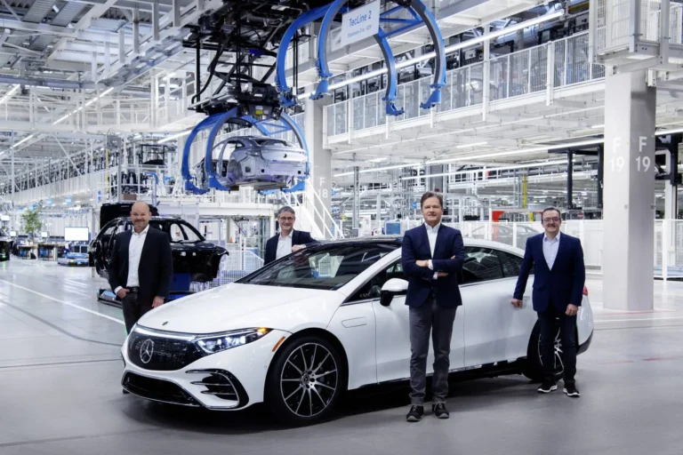 Mercedes-Benz Factory 56官方圖片