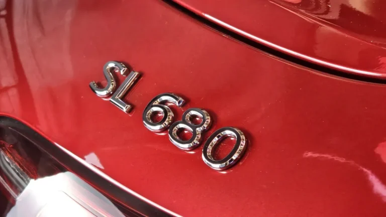 mercedes-maybach-sl-680-monogram-series-malaysia-2026-gallery-09