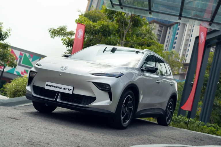 mg-motor-malaysia-2nd-anniversary-mgs5-ev-ckd-gallery-03