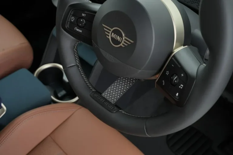 mini-countryman-s-all4-desert-night-edition-malaysia-price-specs-gallery-09
