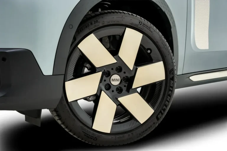 mini-countryman-s-all4-desert-night-edition-malaysia-price-specs-gallery-10
