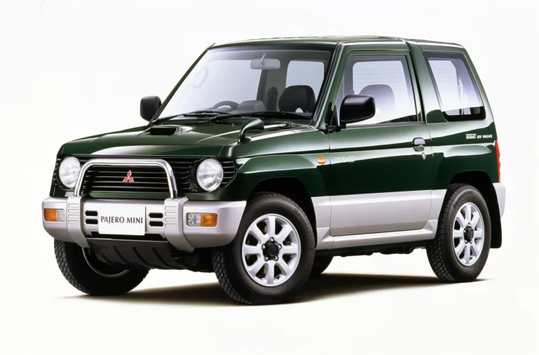 mitsubishi-pajero-2026-return-gallery-05