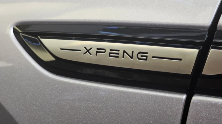 new-xpeng-g6-malaysia-price-800v-5c-lfp-gallery-04