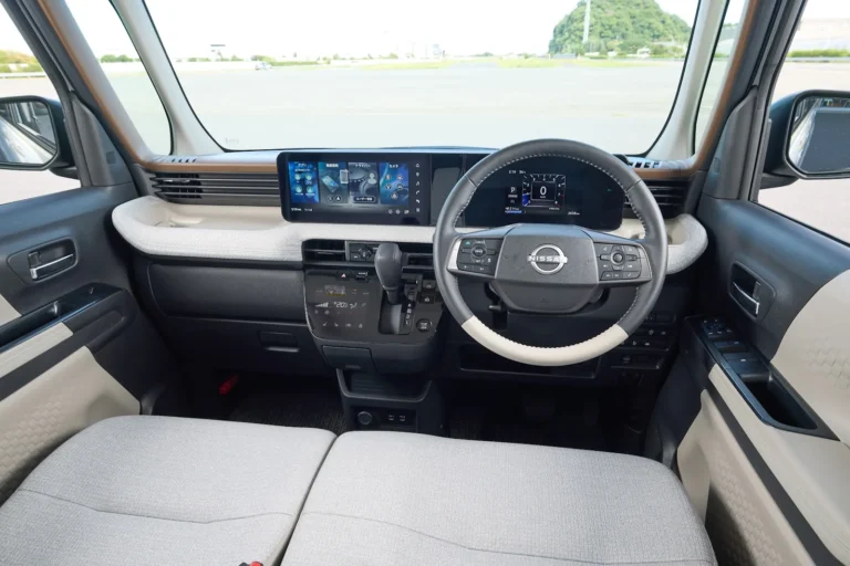 nissan-roox-new-generation-gallery-02