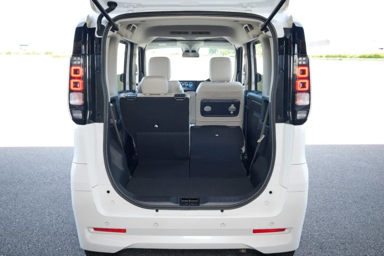 nissan-roox-new-generation-gallery-03