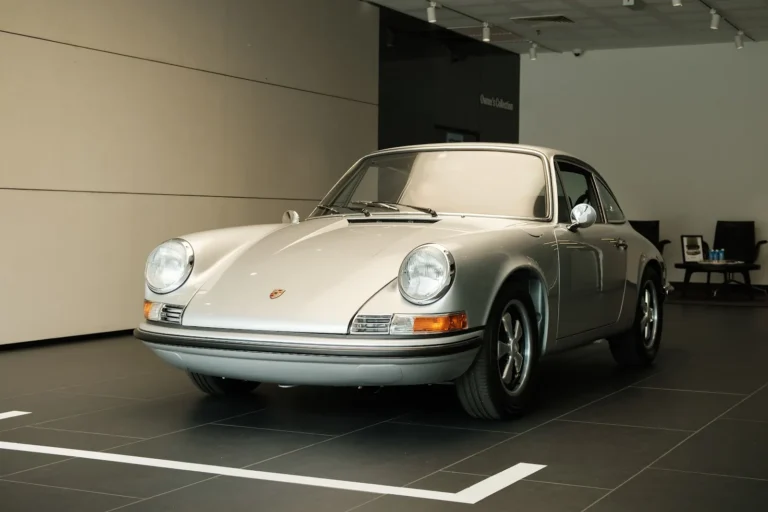 一台 911 T 被「重生」：Porsche Johor Bahru 完成大馬首宗全車經典重建