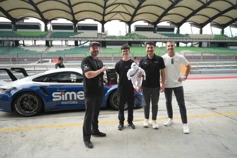 porsche-esports-winners-track-experience-gallery-01