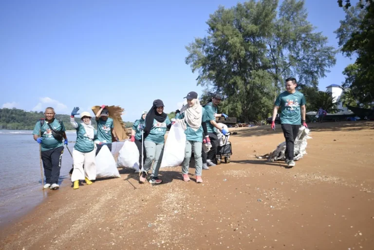 proton-beach-cleaning-3-port-dickson-536kg-waste-gallery-02