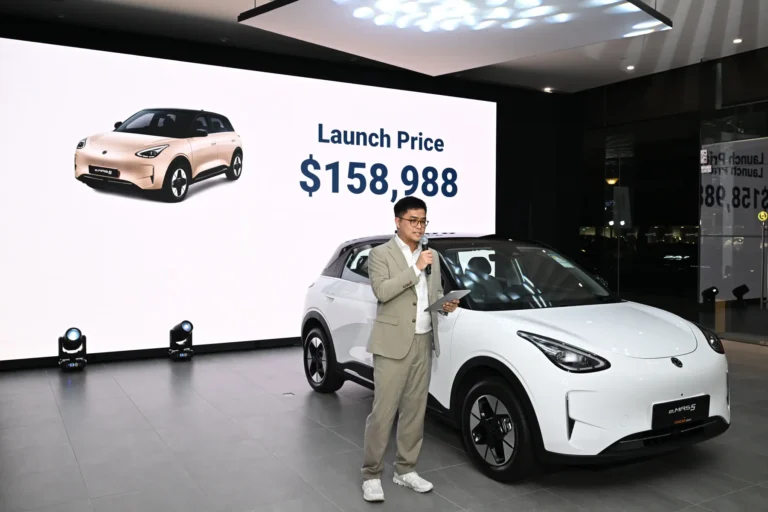 proton-emas-5-singapore-launch-ev-regional-expansion-gallery-02