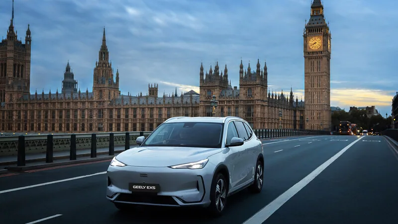Geely EX5登英 — 另一个市场里的 Proton e.MAS 7 双生版新篇章