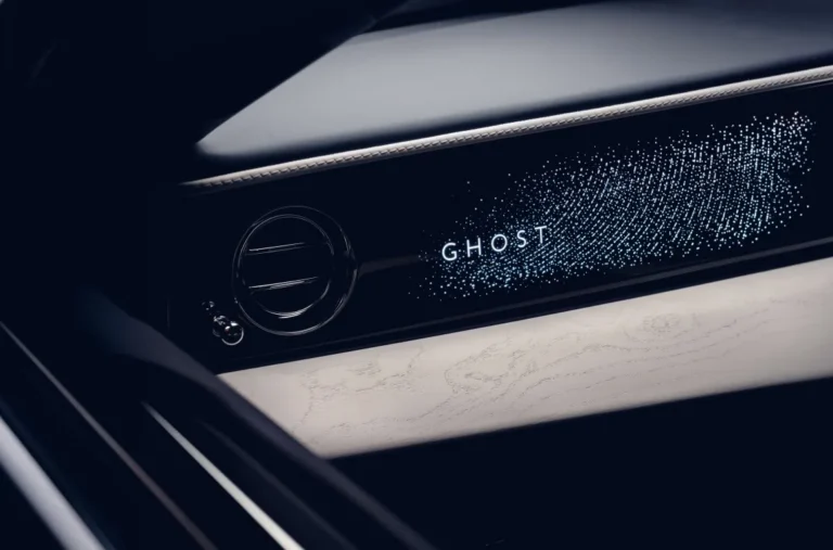 rolls-royce-ghost-savile-row-bespoke-gallery-04