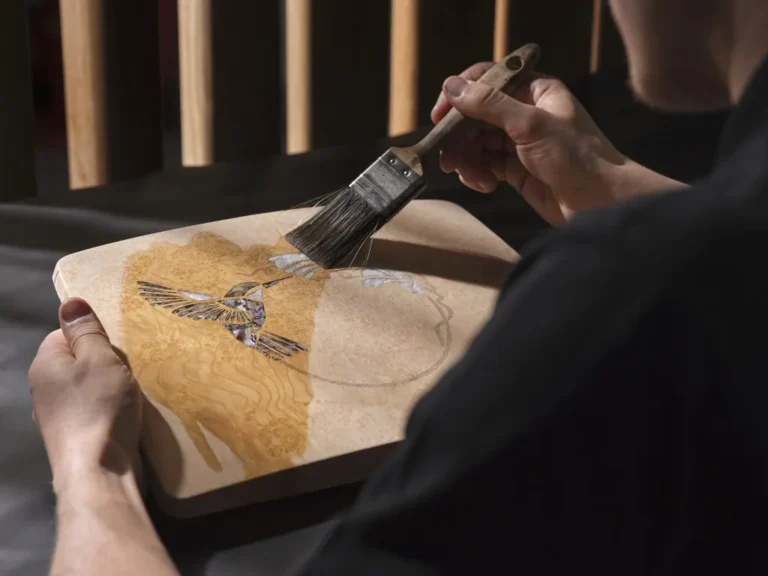 rolls-royce-phantom-hummingbird-abalone-marquetry-gallery-04