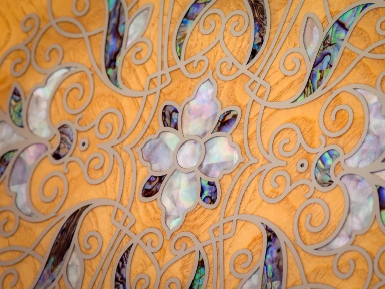 rolls-royce-phantom-hummingbird-abalone-marquetry-gallery-14