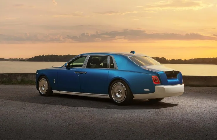 rolls-royce-phantom-regatta-bespoke-goodwood-gallery-02