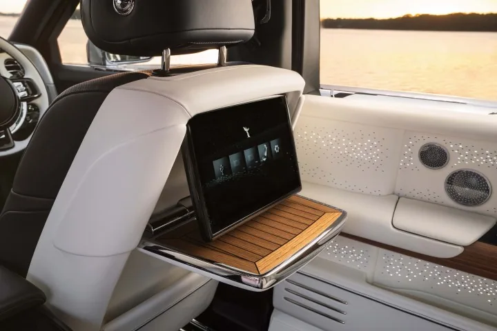 rolls-royce-phantom-regatta-bespoke-goodwood-gallery-03