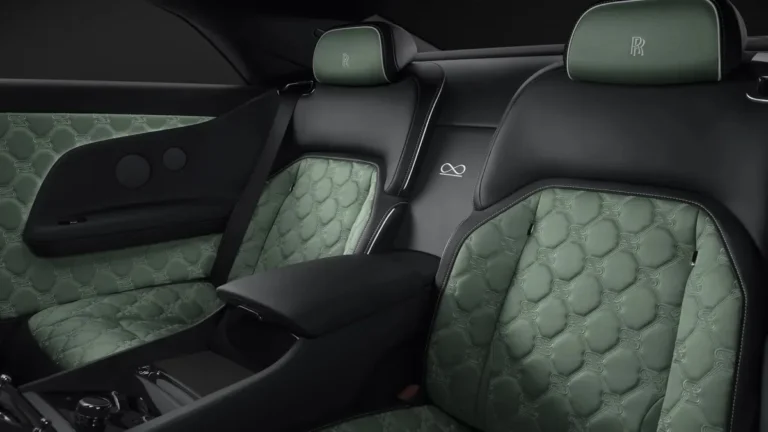 rolls-royce-spectre-series-ii-black-badge-2026-gallery-03