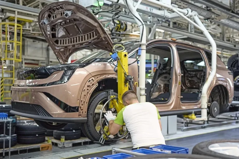 skoda-peaq-production-8500-orders-640km-range-gallery-01