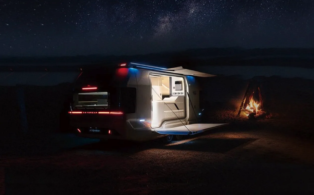 Skydream Space Camping夜間露營場景