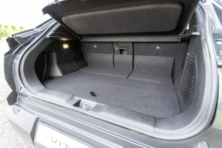 suzuki-e-vitara-malaysia-gallery-01