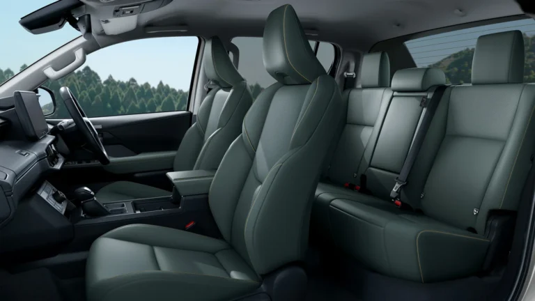 toyota-new-hilux-japan-gallery-07
